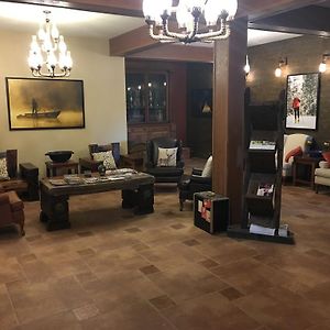 Spruce Hill Resort & Spa